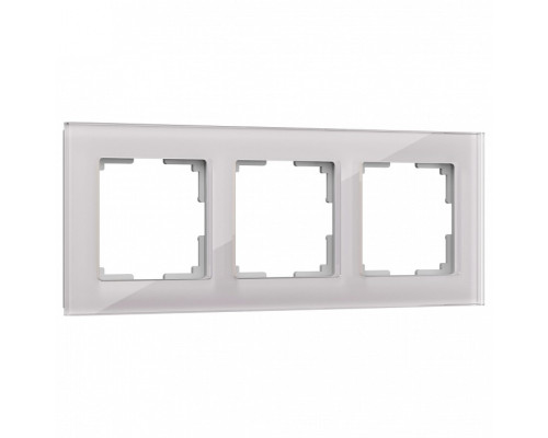 Рамка на 3 поста Werkel Favorit (дымчатый) W0031117 Рамка на 3 поста Werkel Favorit (дымчатый) W0031117