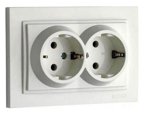 Розетка двойная с заземлением Mono Electric Despina 102-010004-120 Розетка двойная с заземлением Mono Electric Despina 102-010004-120