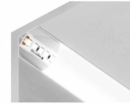 Профиль накладной угловой внутренний Ambrella Light GP GP2100WH Профиль накладной угловой внутренний Ambrella Light GP GP2100WH