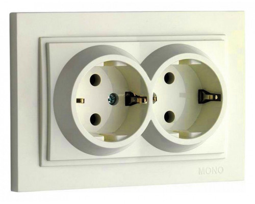 Розетка двойная с заземлением Mono Electric Despina 102-170004-120 Розетка двойная с заземлением Mono Electric Despina 102-170004-120