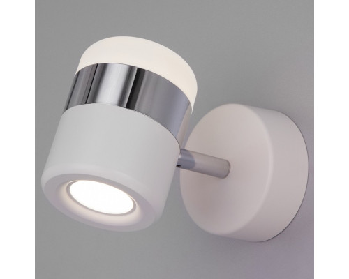 Бра Eurosvet Oskar 20165/1 LED хром/белый Бра Eurosvet Oskar 20165/1 LED хром/белый