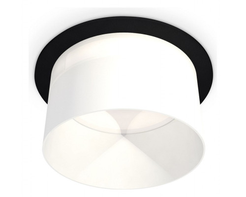 Встраиваемый светильник Ambrella Light XC XC8051016 Встраиваемый светильник Ambrella Light XC XC8051016