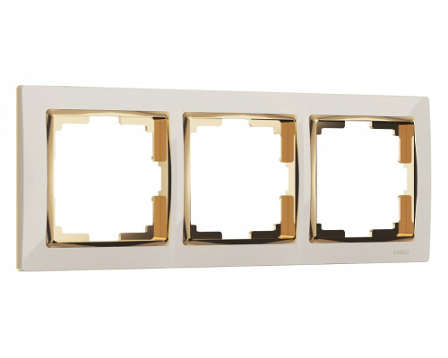Рамка на 3 поста Werkel Snabb (слоновая кость/золото) W0031932 Рамка на 3 поста Werkel Snabb (слоновая кость/золото) W0031932