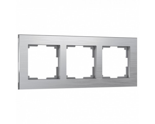Рамка на 3 поста Werkel Aluminium (алюминий) W0031706 Рамка на 3 поста Werkel Aluminium (алюминий) W0031706