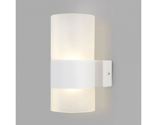 Бра Eurosvet Watford 40021/1 LED белый/матовый Бра Eurosvet Watford 40021/1 LED белый/матовый
